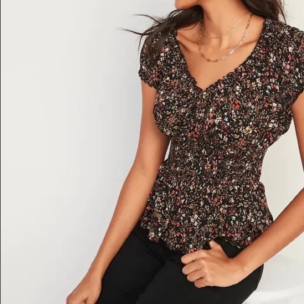 Old Navy Puff-Sleeve Floral-Print Smocked Peplum Blouse